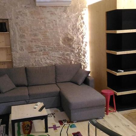 Lons Appartement T1 Centre Ville Dış mekan fotoğraf