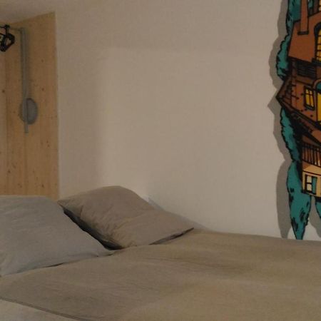 Lons Appartement T1 Centre Ville Dış mekan fotoğraf